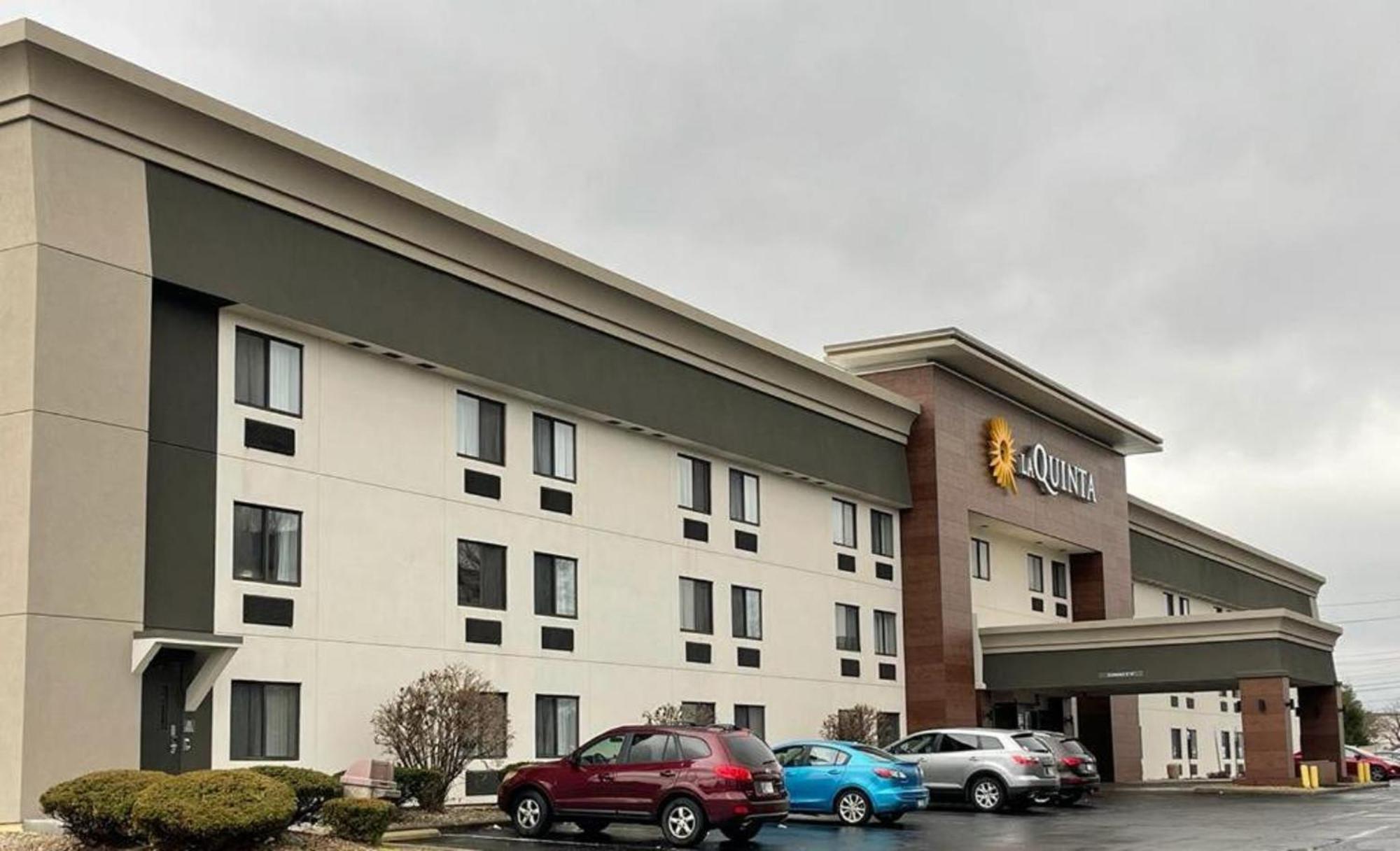 La Quinta Inn By Wyndham Indianapolis Airport Executive Dr Экстерьер фото
